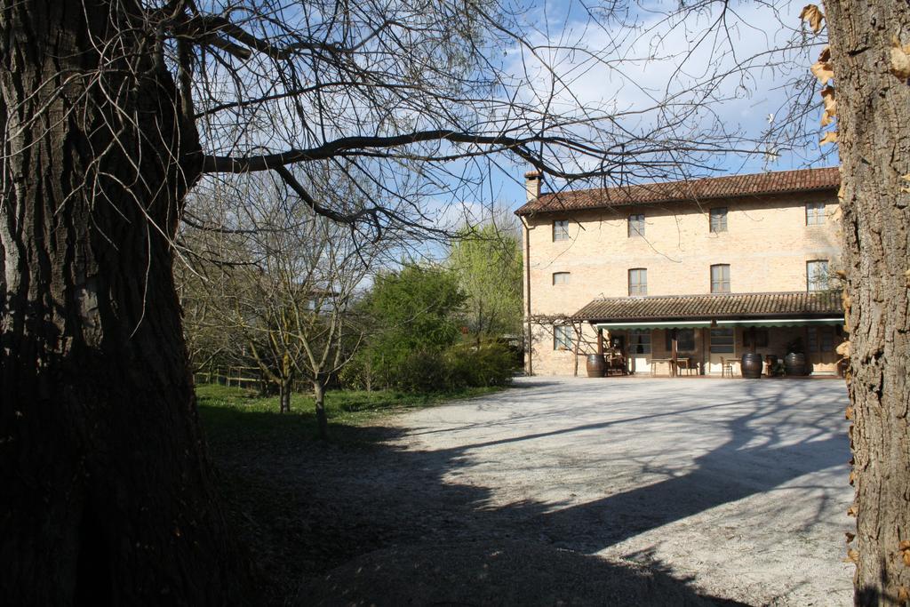 I Guardiani Bed & Breakfast Carlino Exterior photo